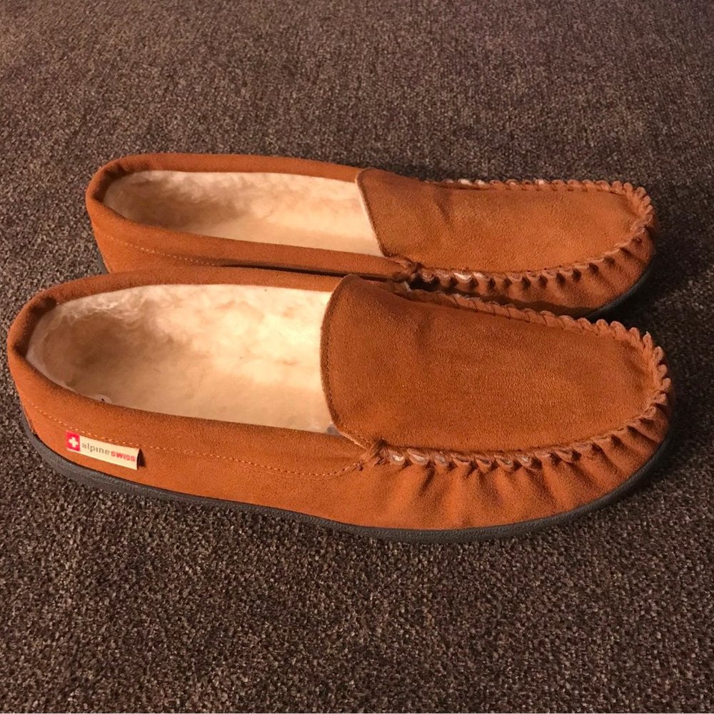 Like new Alpine Swiss size 14
